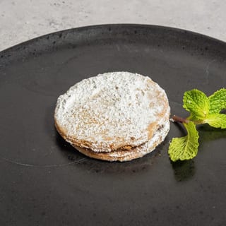 Cookies Alfajores with Dulce De Leche